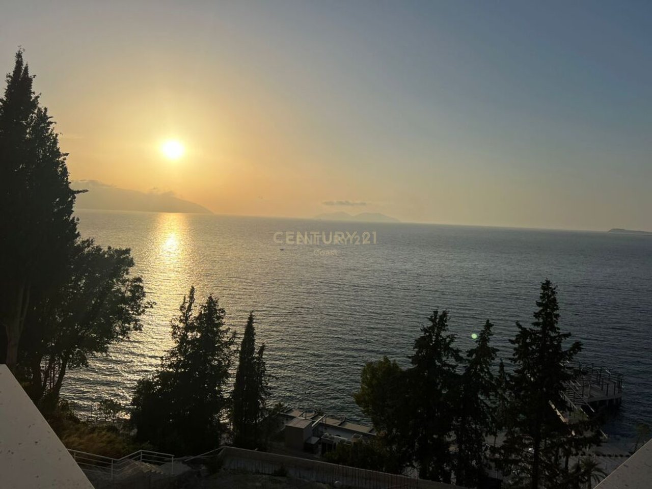 EKSKLUZIVE!!! SHITET APARTAMENT 1+1  , NE UJE TE FTOHTE VLORE !