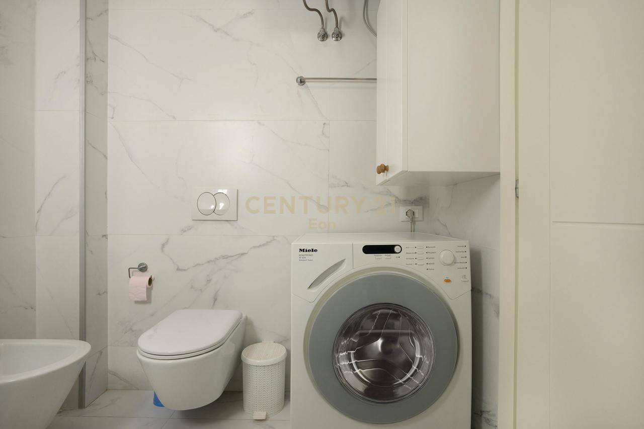 APPARTAMENTO 1+1 50M IN VENDITA VICINO AL MARE SULLA SPIAGGIA, DURAZZO!!