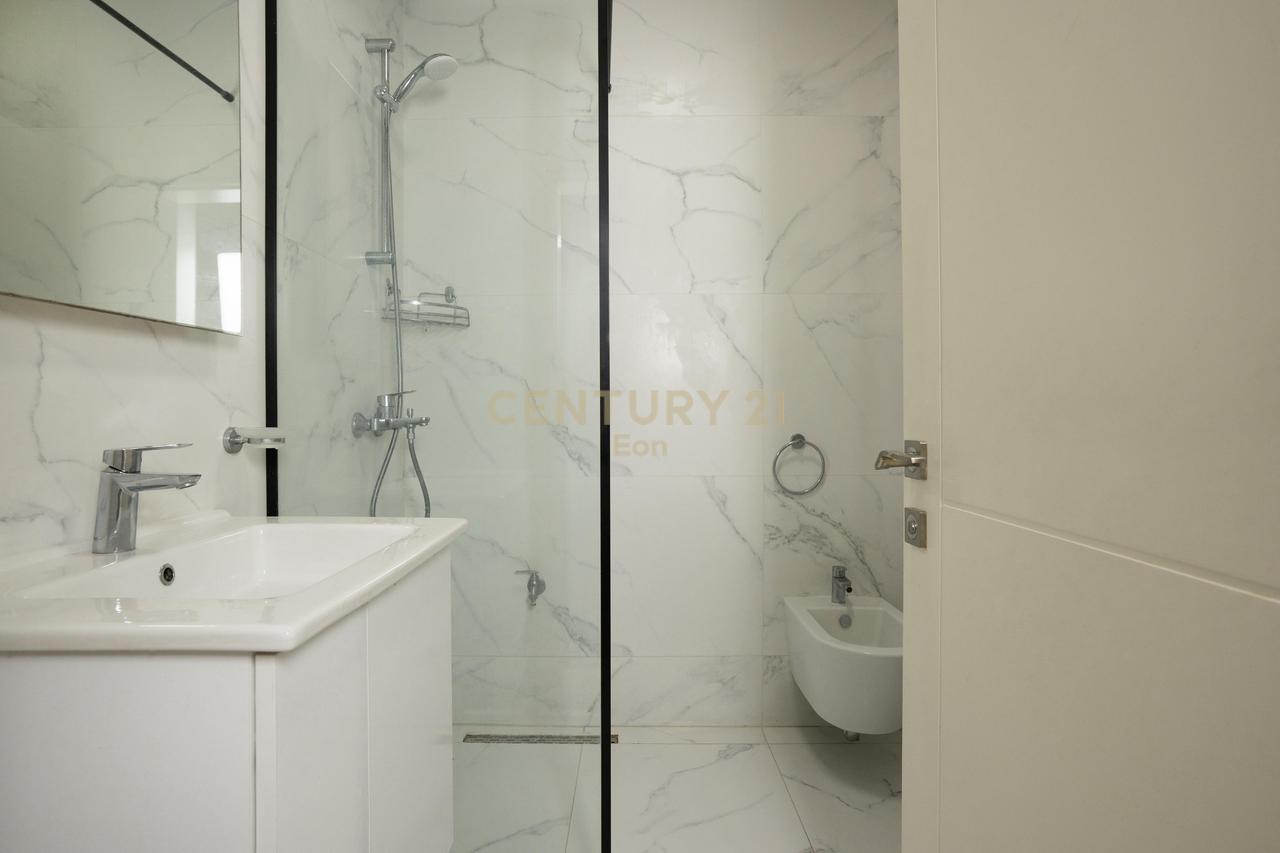 APPARTAMENTO 1+1 50M IN VENDITA VICINO AL MARE SULLA SPIAGGIA, DURAZZO!!