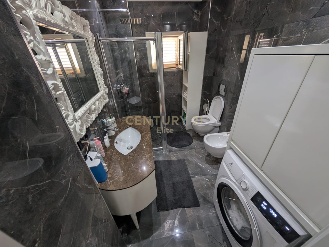 Apartment 2+1+2 for sale near the Zoo Garden.
