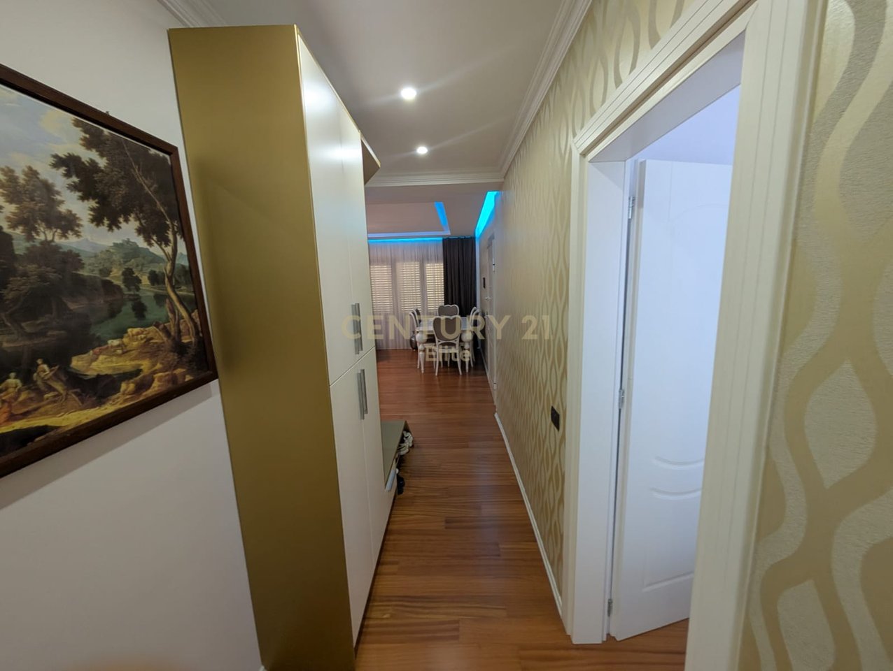 Apartment 2+1+2 for sale near the Zoo Garden.