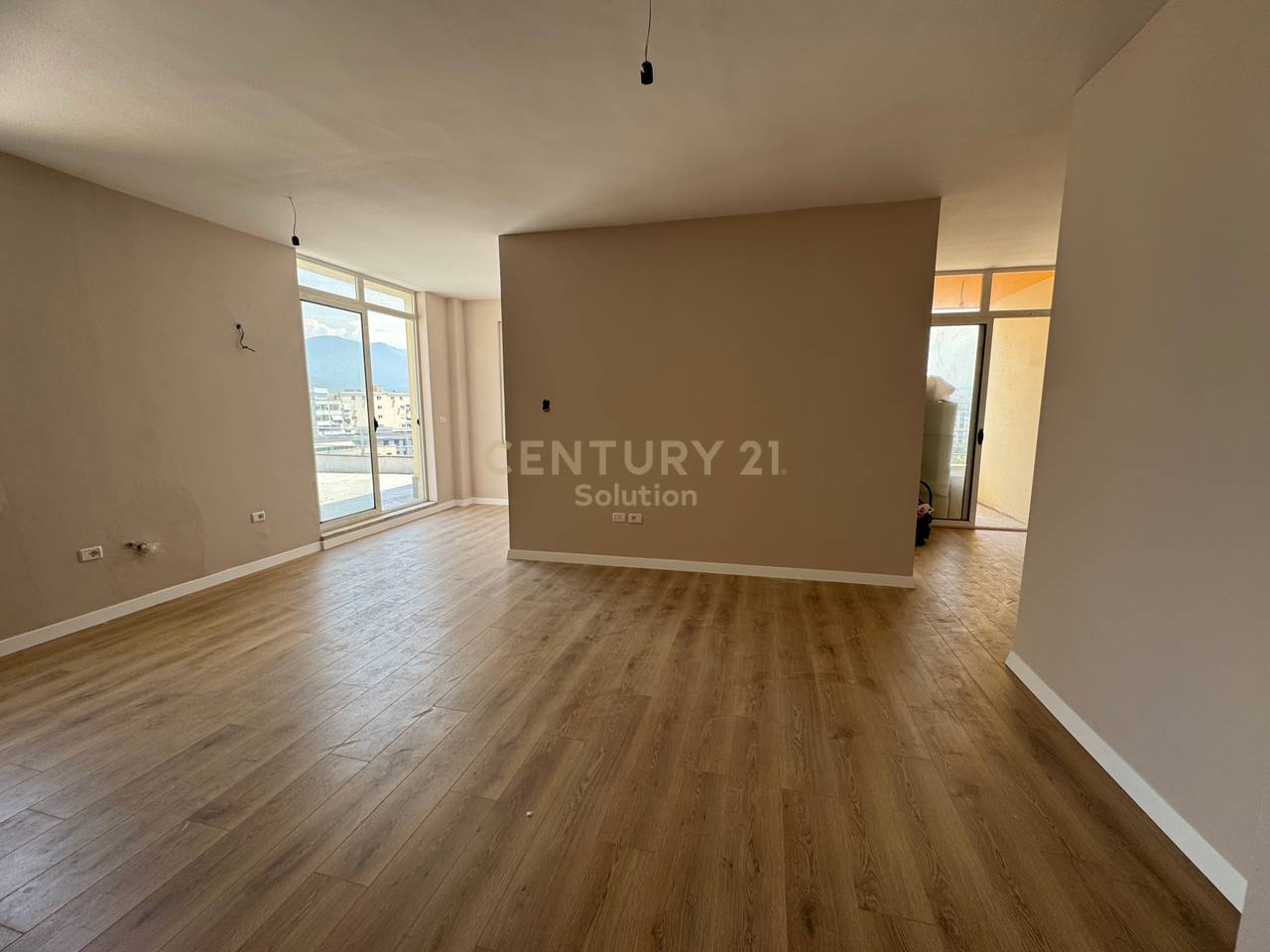 APARTMENT 2+1 + VERANDA IN ASTIR !