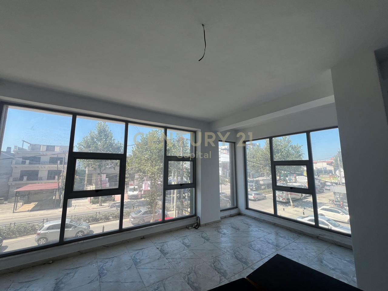 Commercial Space for Rent in Kamez Center, Tirana | 130 m²