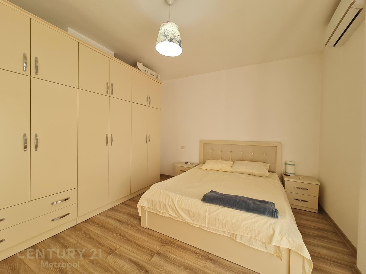APARTAMENT PER QIRA 2+1+2, ZOGU I ZI!