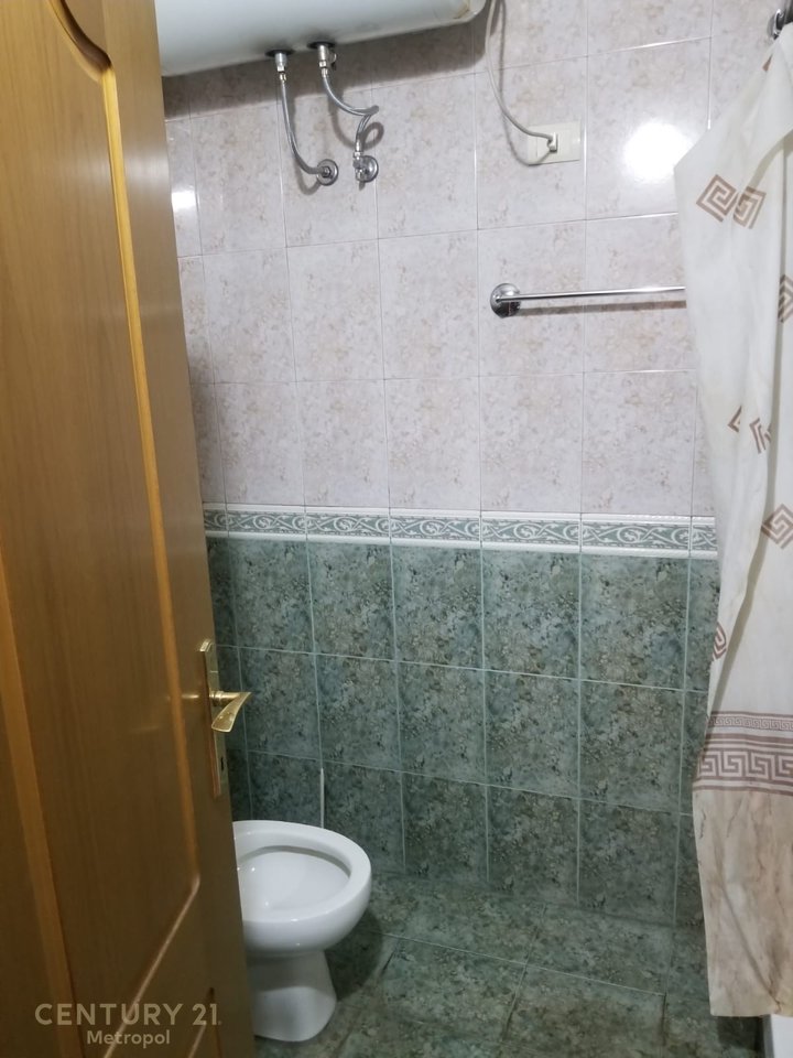 Apartment 3+1+2 with balcony for rent, in the Center of Blloku!