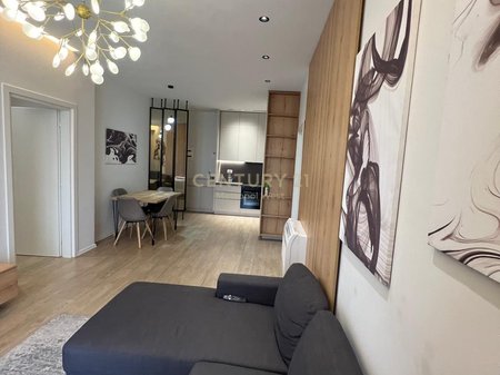 Appartamento 2+1+2 in affitto al Garden Building Residence, Rruga e Kavaja