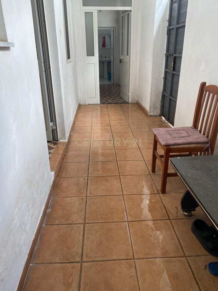 2+1 house for sale in Durrës, Martyrs' Museum.