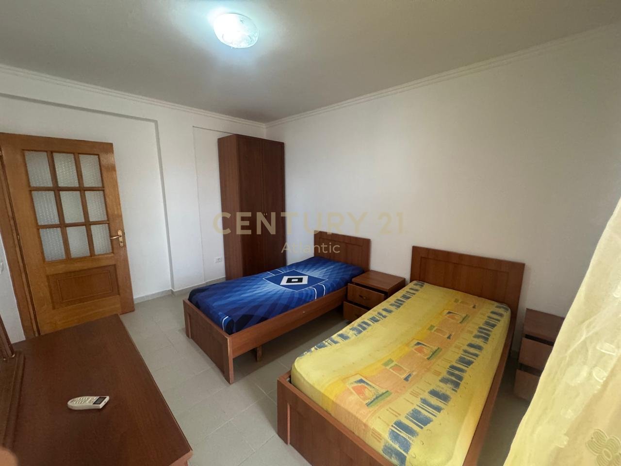 For Rent – 3rd Floor of a Villa on the Beach, Red Wheel – Durrës