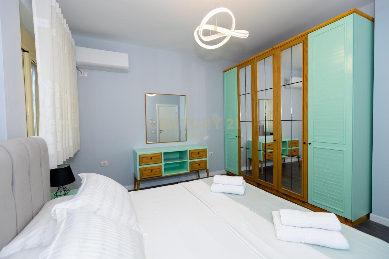 Apartment for rent 2+1+2 for 1, 2, 3, or 4 months. Water, electricity, TV, and internet included in the price