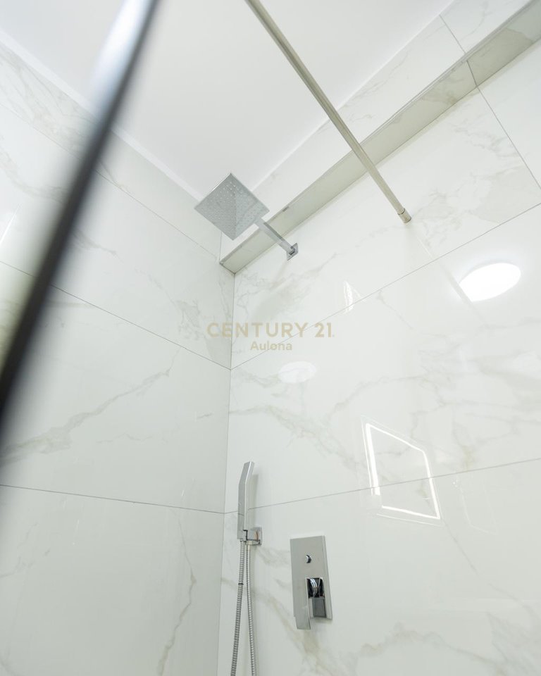 Apartment for rent 2+1+2 for 1, 2, 3, or 4 months. Water, electricity, TV, and internet included in the price