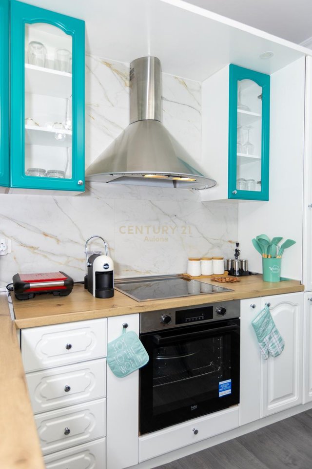 Apartment for rent 2+1+2 for 1, 2, 3, or 4 months. Water, electricity, TV, and internet included in the price