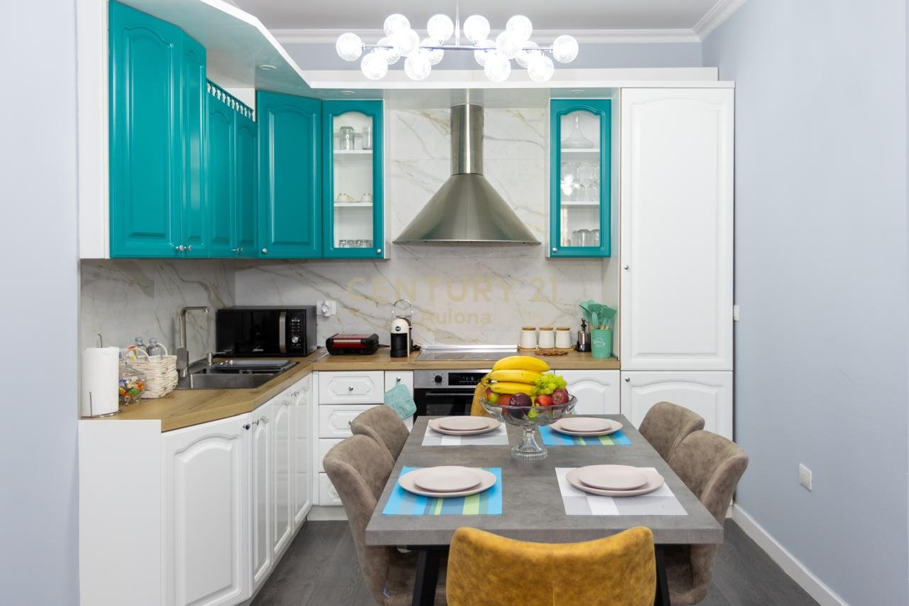 Apartment for rent 2+1+2 for 1, 2, 3, or 4 months. Water, electricity, TV, and internet included in the price