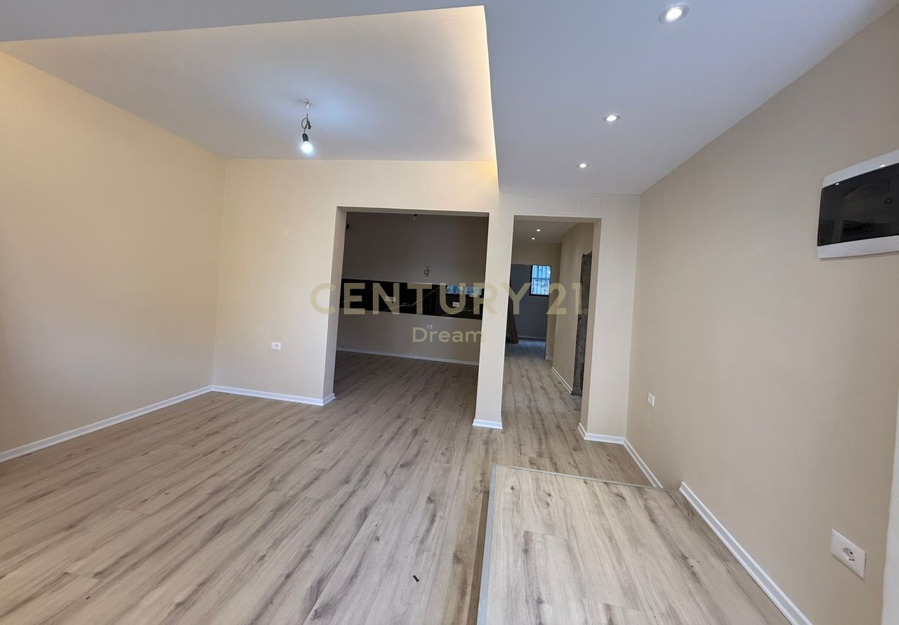 Apartament 2+1+ Verande me qira ne Ali Dem prane Burgut te Grave !!!!