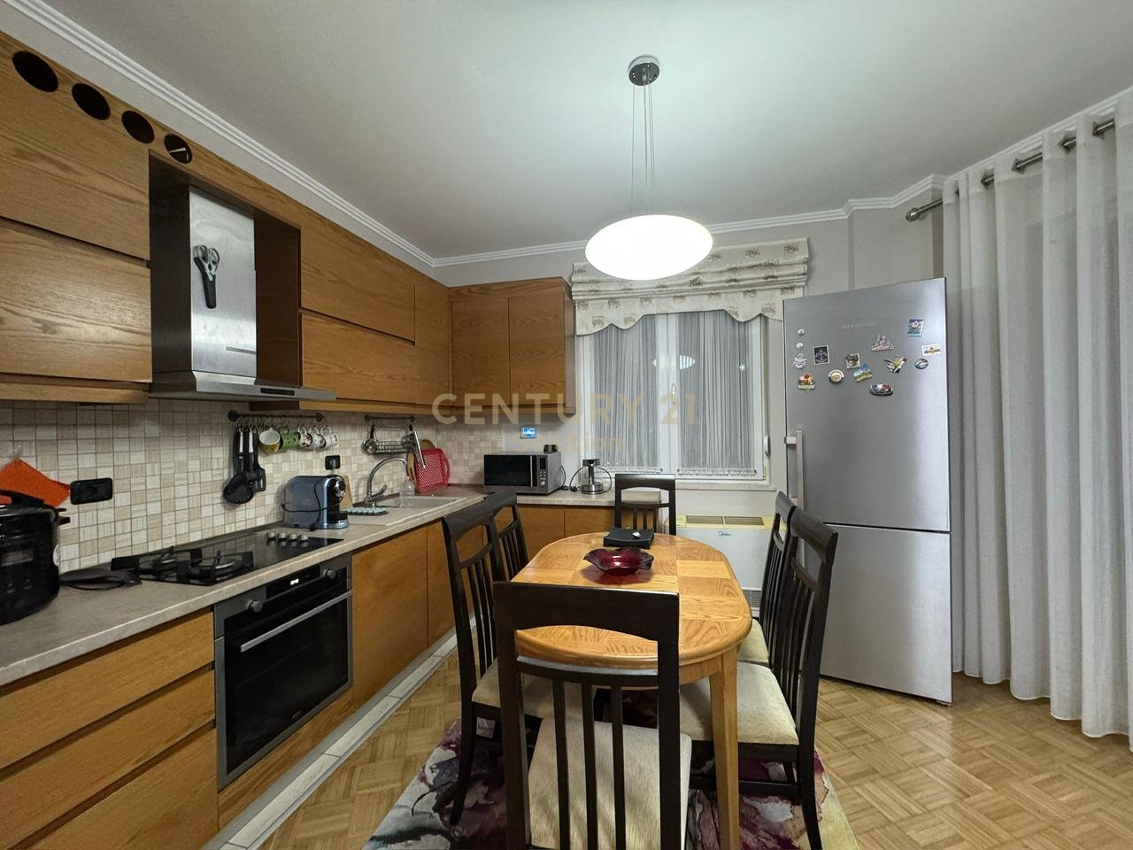 JAPIM ME QIRA 2+1 PRANE POSTES NR. 8