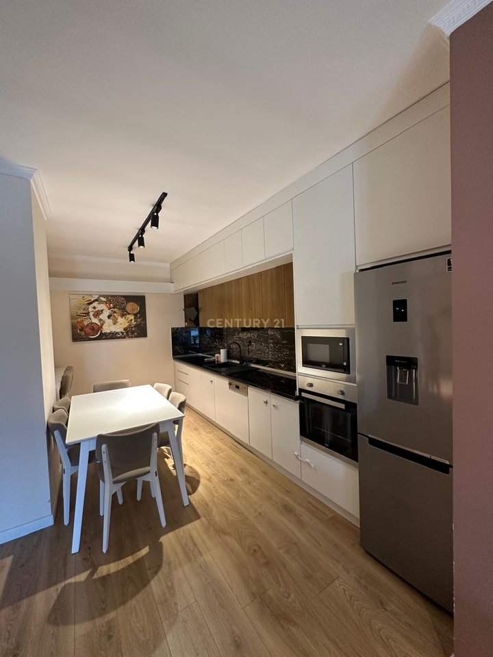Apartament 2+1 per qira ne Shkoze, Kompleksi Tom Doshi