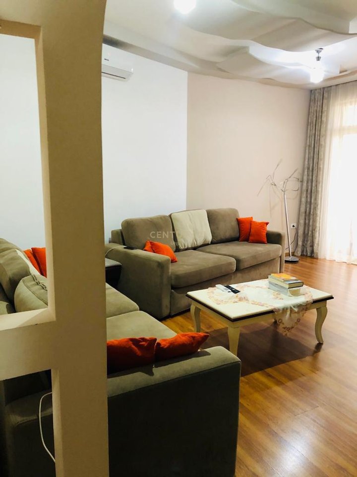 Apartment 1+1 for rent near the Red School