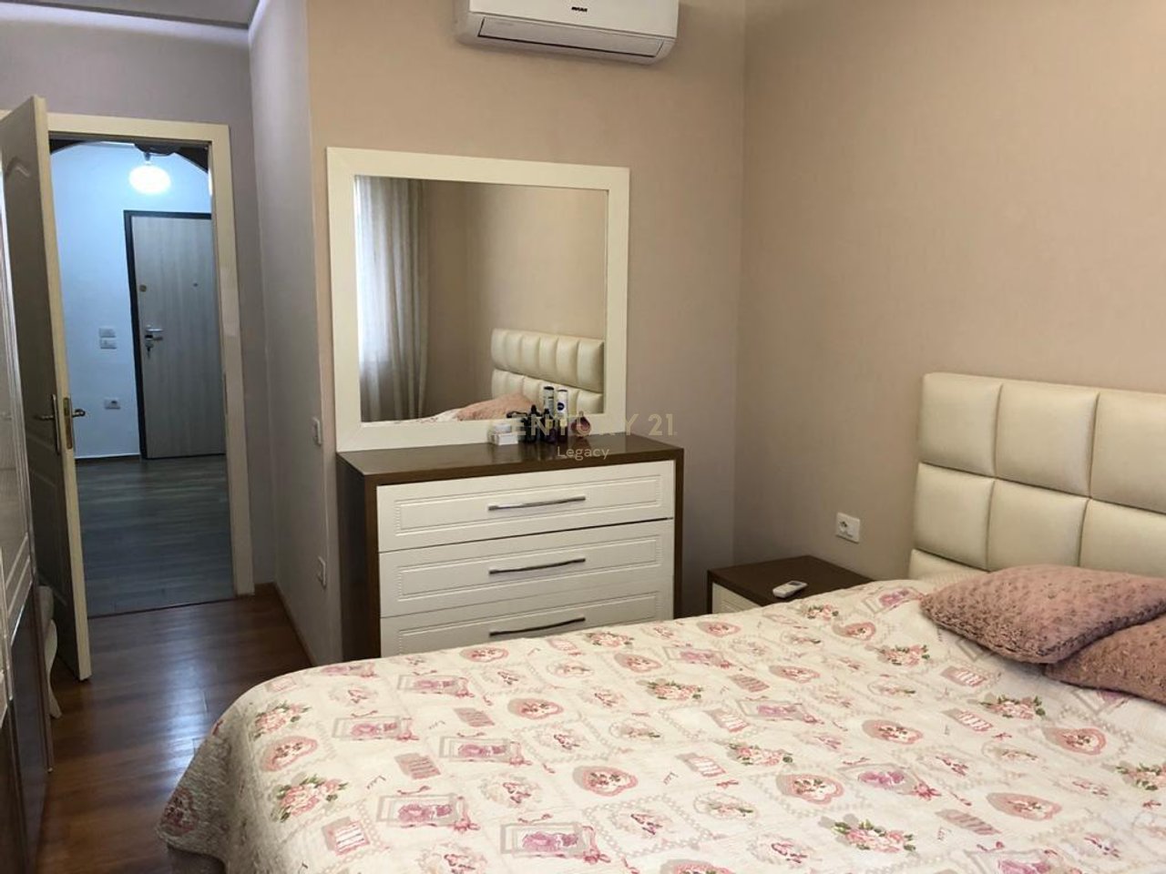 Apartment 1+1 for rent near the Red School