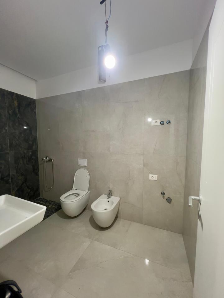 JAPIM ME QIRA AMBIENT PER ZYRA TEK GARDEN BUILDING !