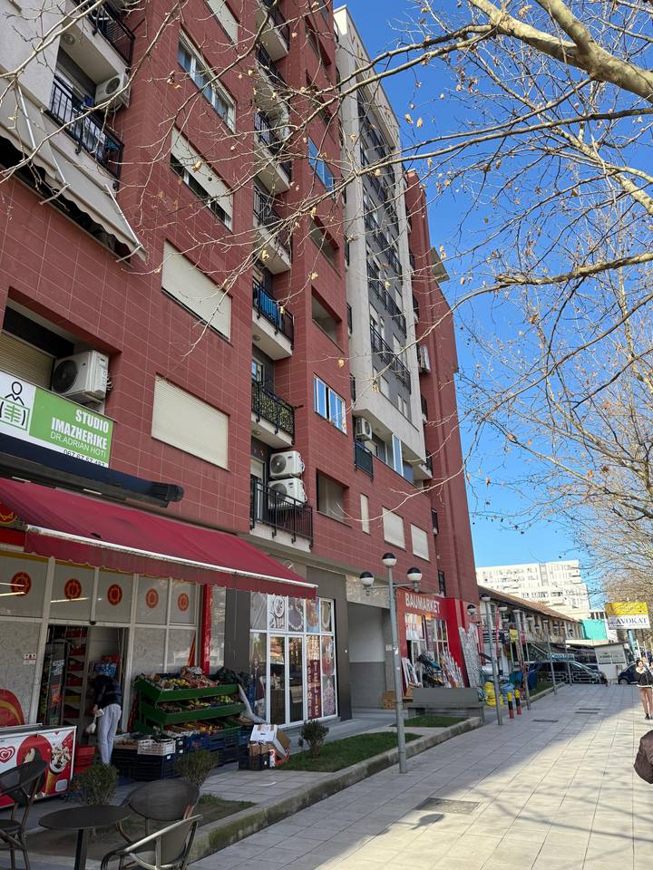 ABBINAMENTO AMBIENTALE COMMERCIALE