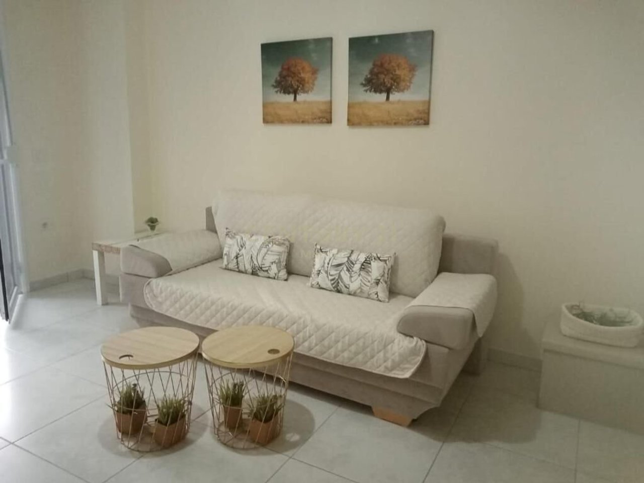 APARTAMENT 1+1 PER QIRA ,NE LUNGOMARE!