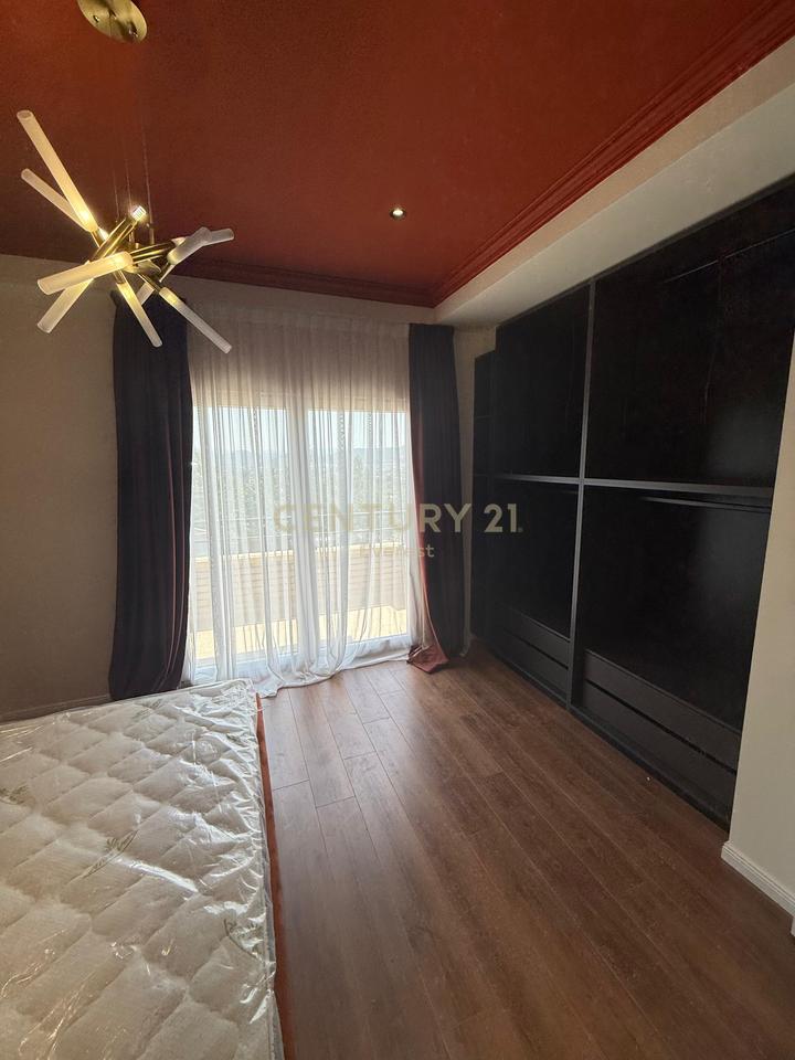 FARKE - RESIDENCA LAKE LAND, JAPIM ME QIRA APARTAMENT 2+1+POST PARKIMI