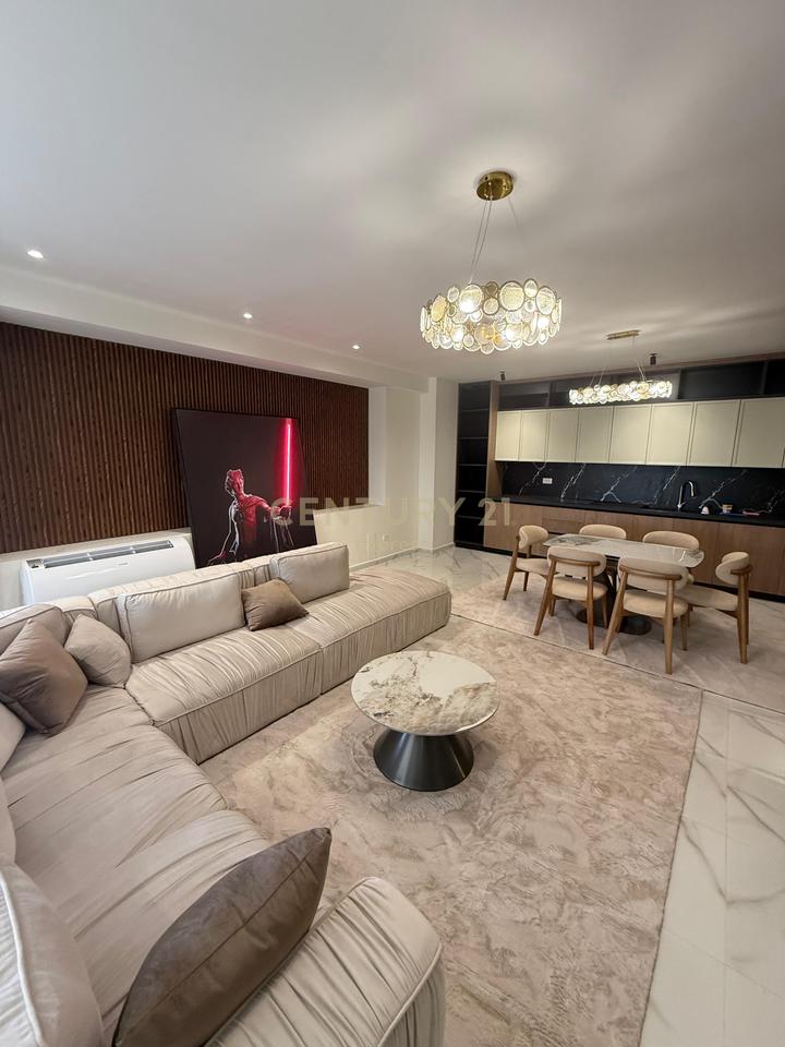 FARKE - RESIDENCA LAKE LAND, JAPIM ME QIRA APARTAMENT 2+1+POST PARKIMI