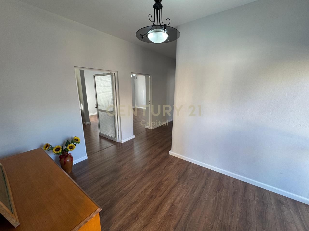 Ambient Për Zyrë Me Qira te Ministria e Jashtme, Tiranë