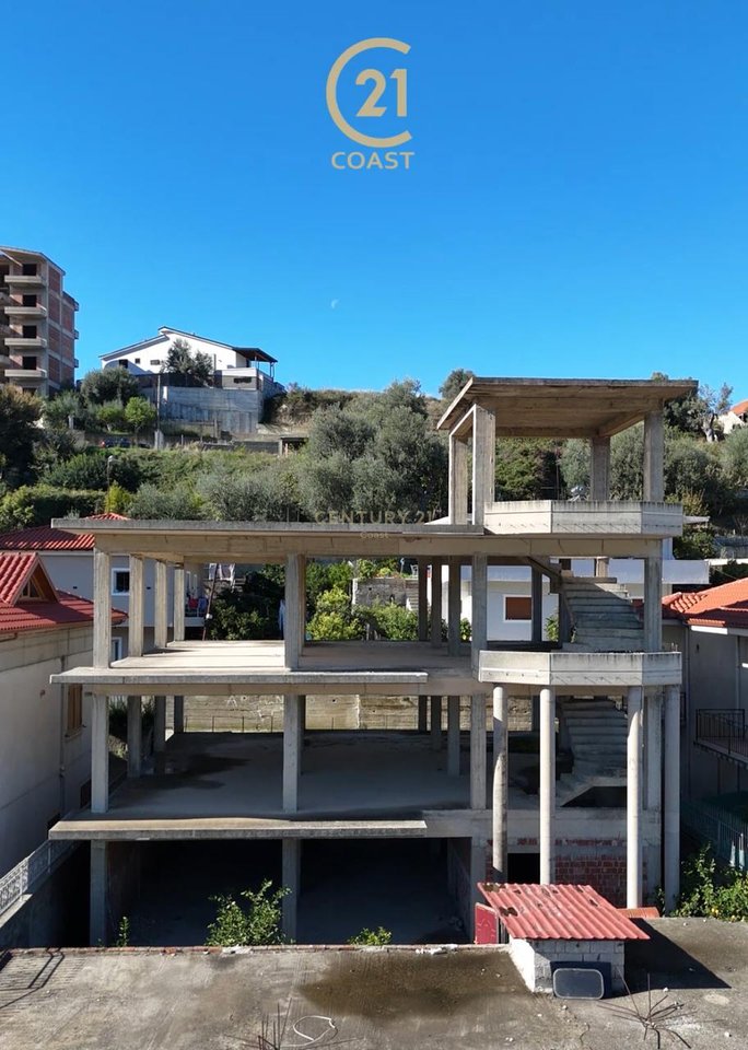 EDIFICIO MULTIFUNZIONALE IN VENDITA, VLORE!!!