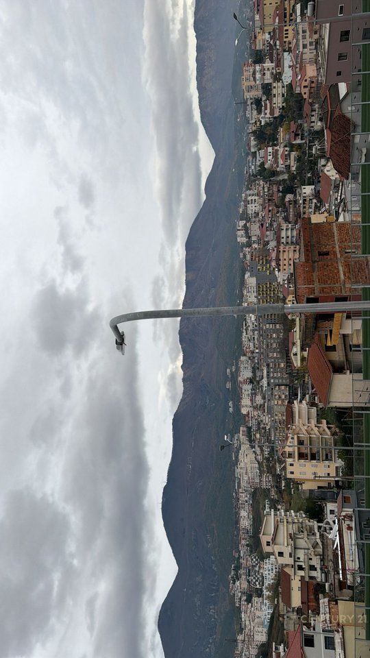 Ambient with a view – Priest's Hill