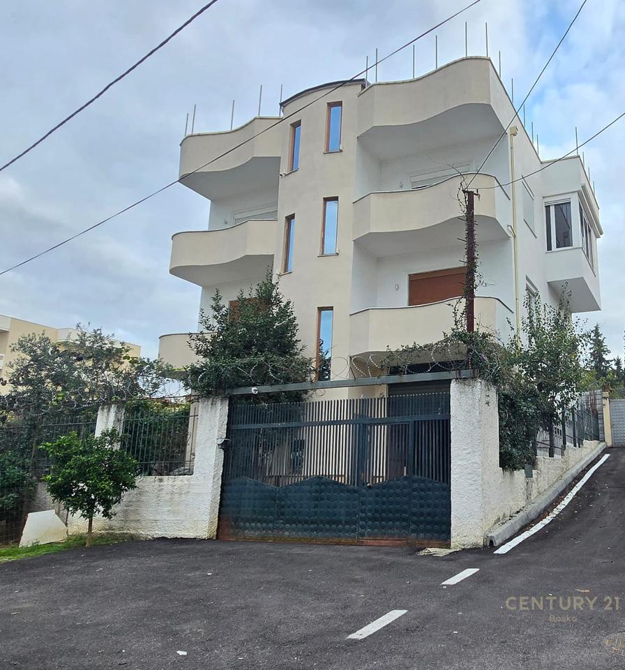 JAPIM ME QIRA VILE 3 KATE NE KODREN E PRIFTIT