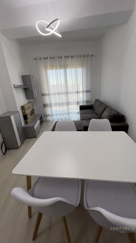 Apartament 2+1 Për Qira në Astir.