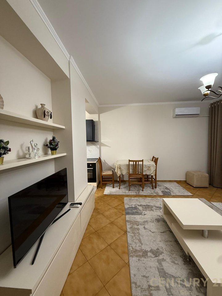 APARTAMENT 2+1 PER QIRA NE KOMUNEN E PARISIT!