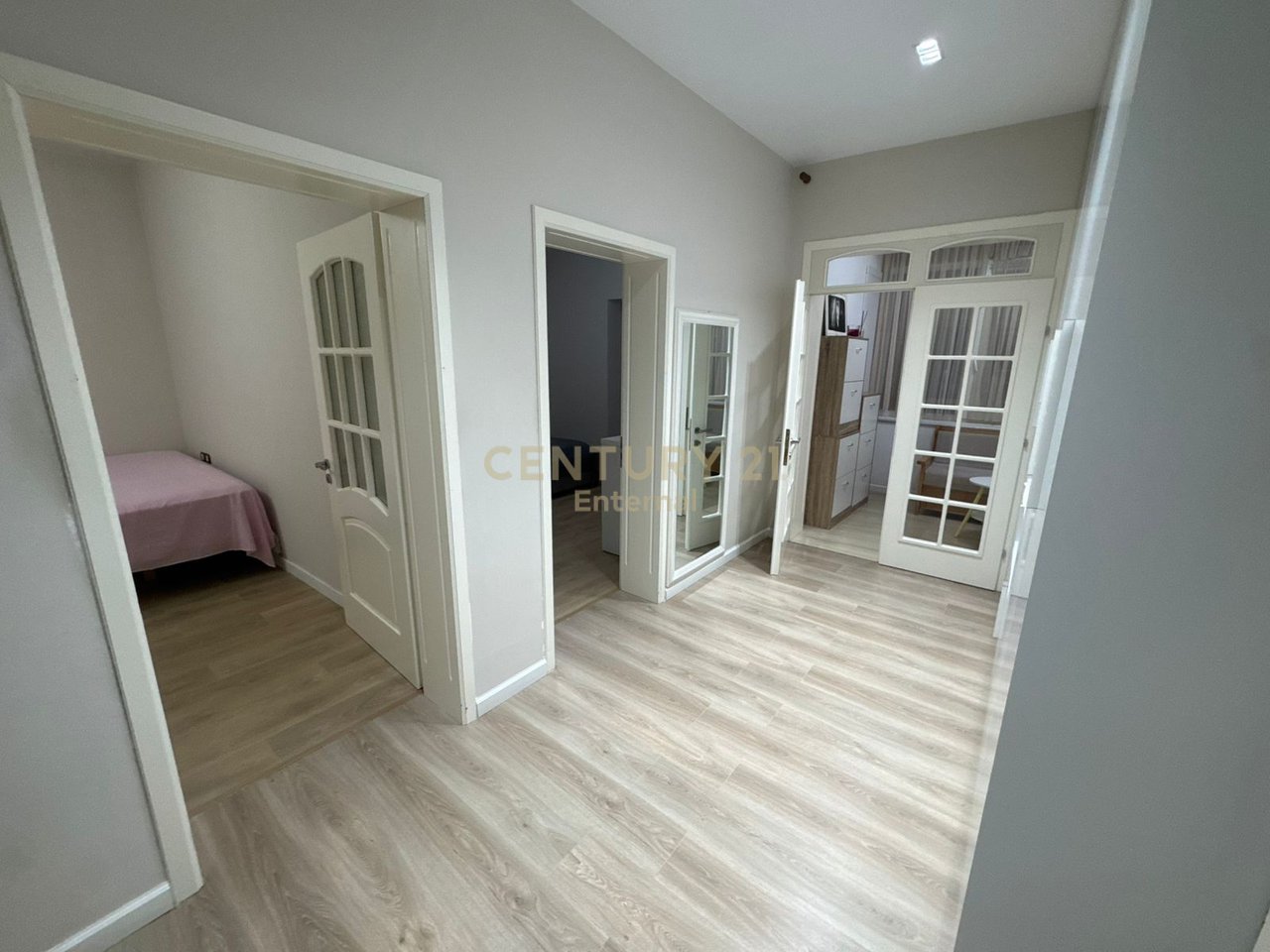 2+1+2 Apartment for rent in Don Bosko