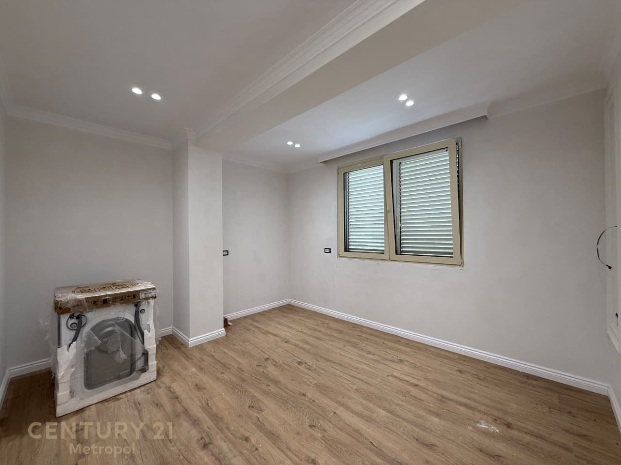 APPARTAMENTO 1+1 CON VERANDA - COMPLESSO FRATARI!