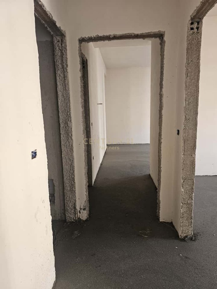 Shesim 2+2+2 balcone Tirana RiverSide Residence via Javer Malo, Tirana!