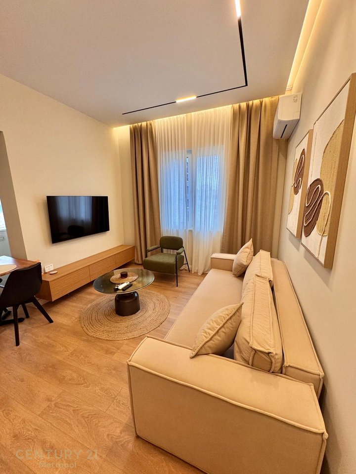 APARTMENT 1+1 FOR RENT, BARRIKADAVE STREET!