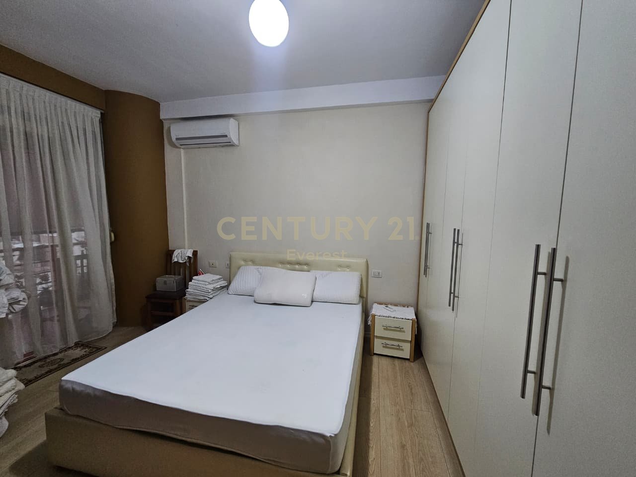 Kompleksi Vizion Plus, Jepet Me Qira 2+1 i Pershtatur + Post Parkimi I Perfshire!!