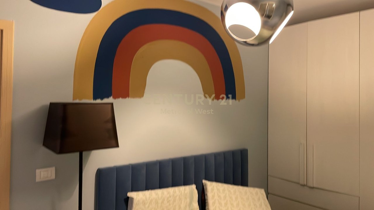 Appartamento 2+1+2 bagni, con posto auto in vendita - Fresku Tirana!