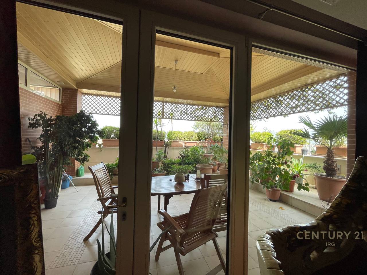 Penthouse Panoramik 565m2 ne mbikalimin e Komunes se Parisit!