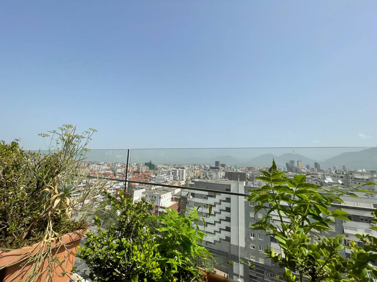Penthouse Panoramik 565m2 ne mbikalimin e Komunes se Parisit!