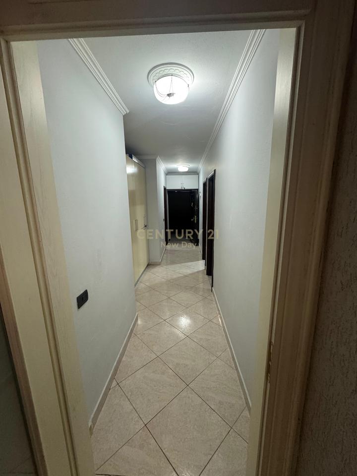 Appartamento 2+1+2 in vendita, zona Mali Robit.