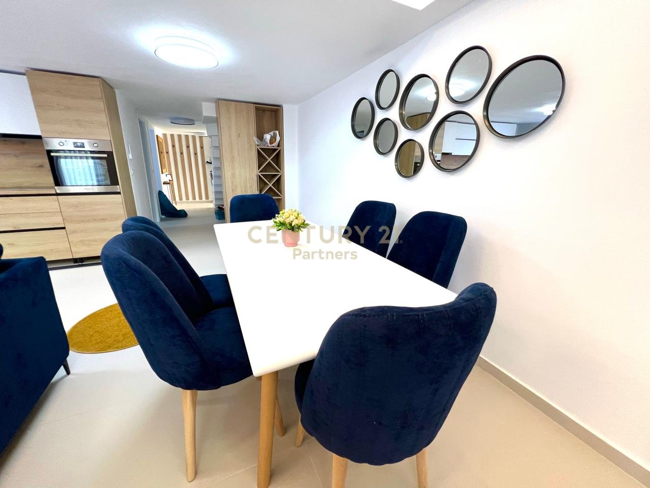 DUPLEX IN AFFITTO 3+1+2+GIARDINO PARCHEGGIO - KODRA E DIELLIT 1