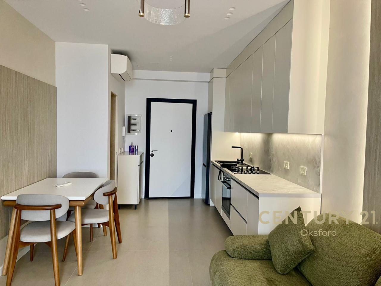 Appartamento 1+1 in affitto al Golden Tower Residence Tirana!