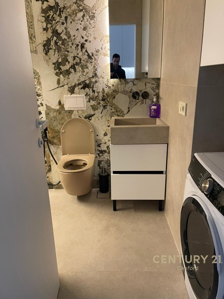 Appartamento 1+1 in affitto al Golden Tower Residence Tirana!