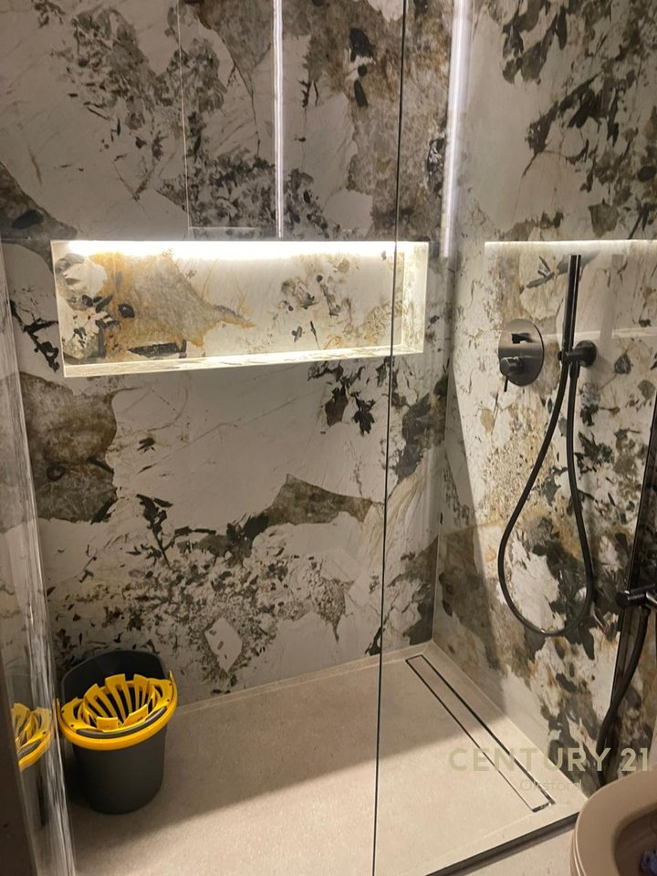 Appartamento 1+1 in affitto al Golden Tower Residence Tirana!