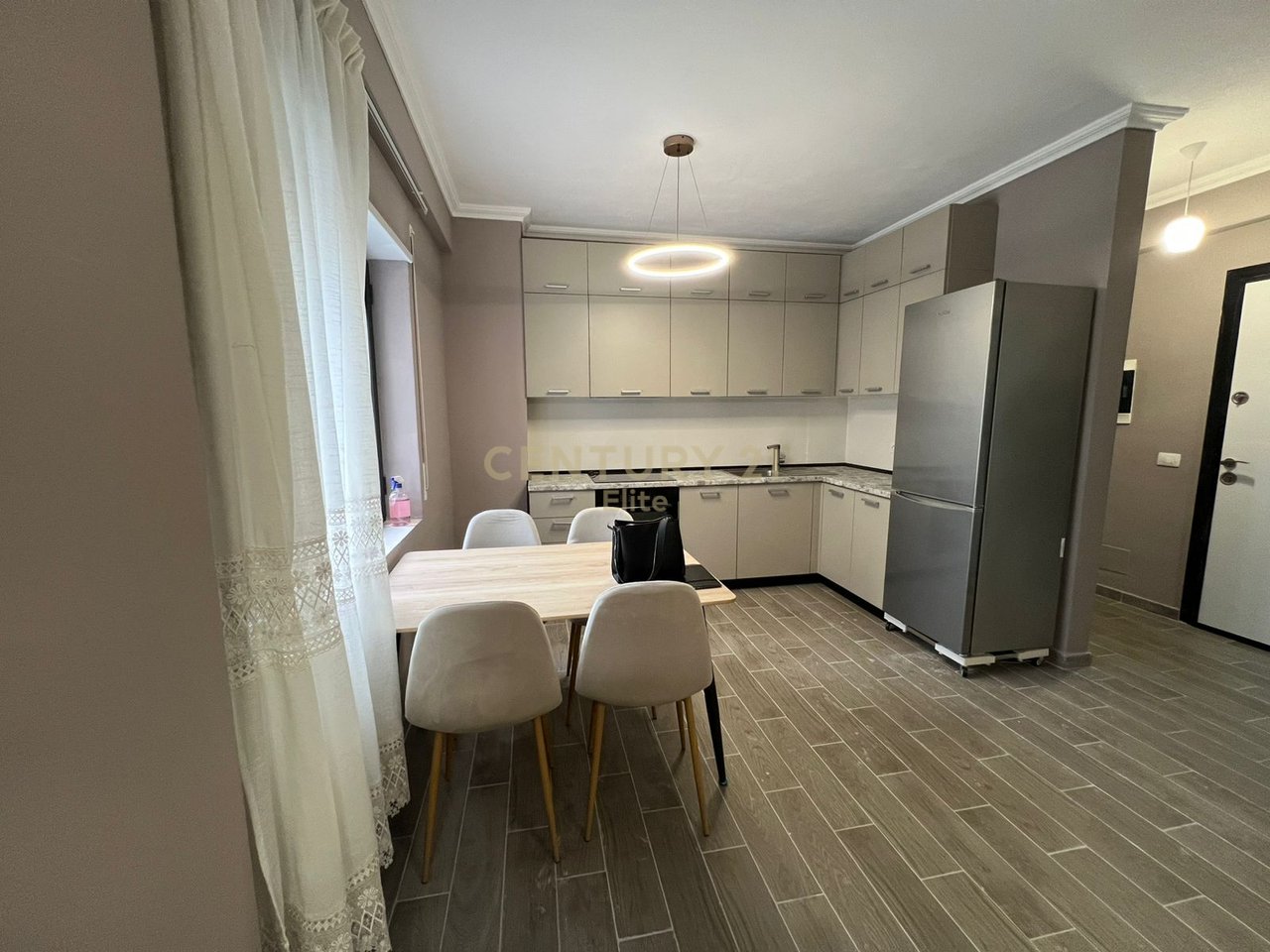 Qira, Apartament 2+1+Post Parkimi, Kodra e Diellit 2