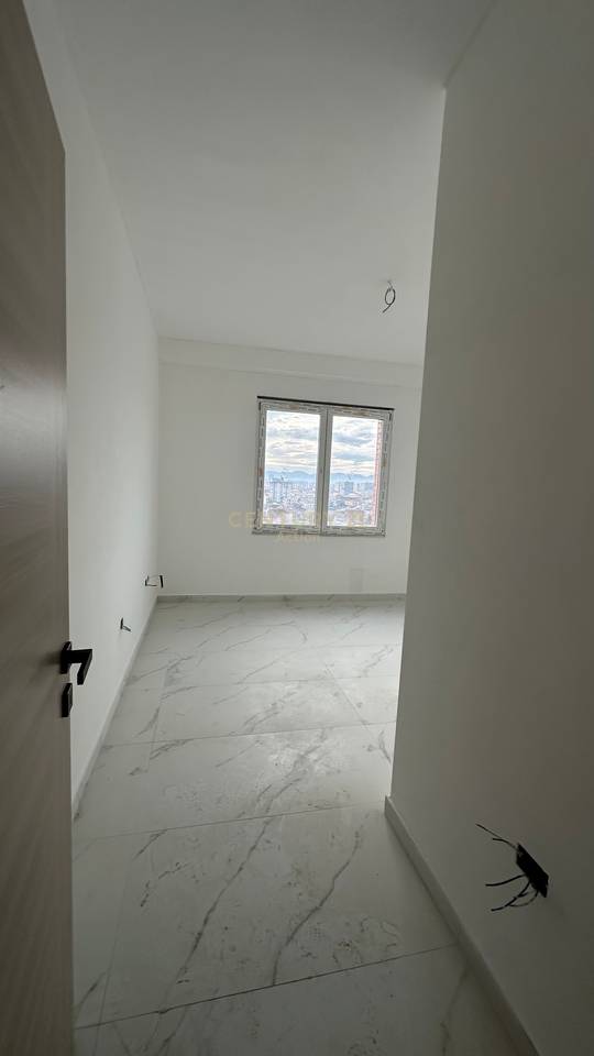 Jepet apartamente 2+1 me qira ne Paskuqan.