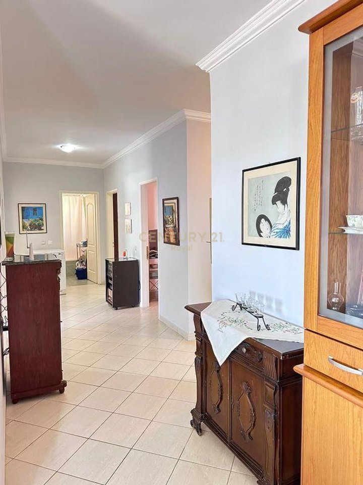 Appartamento 3+1+2 in vendita vicino a Saranda Palace
