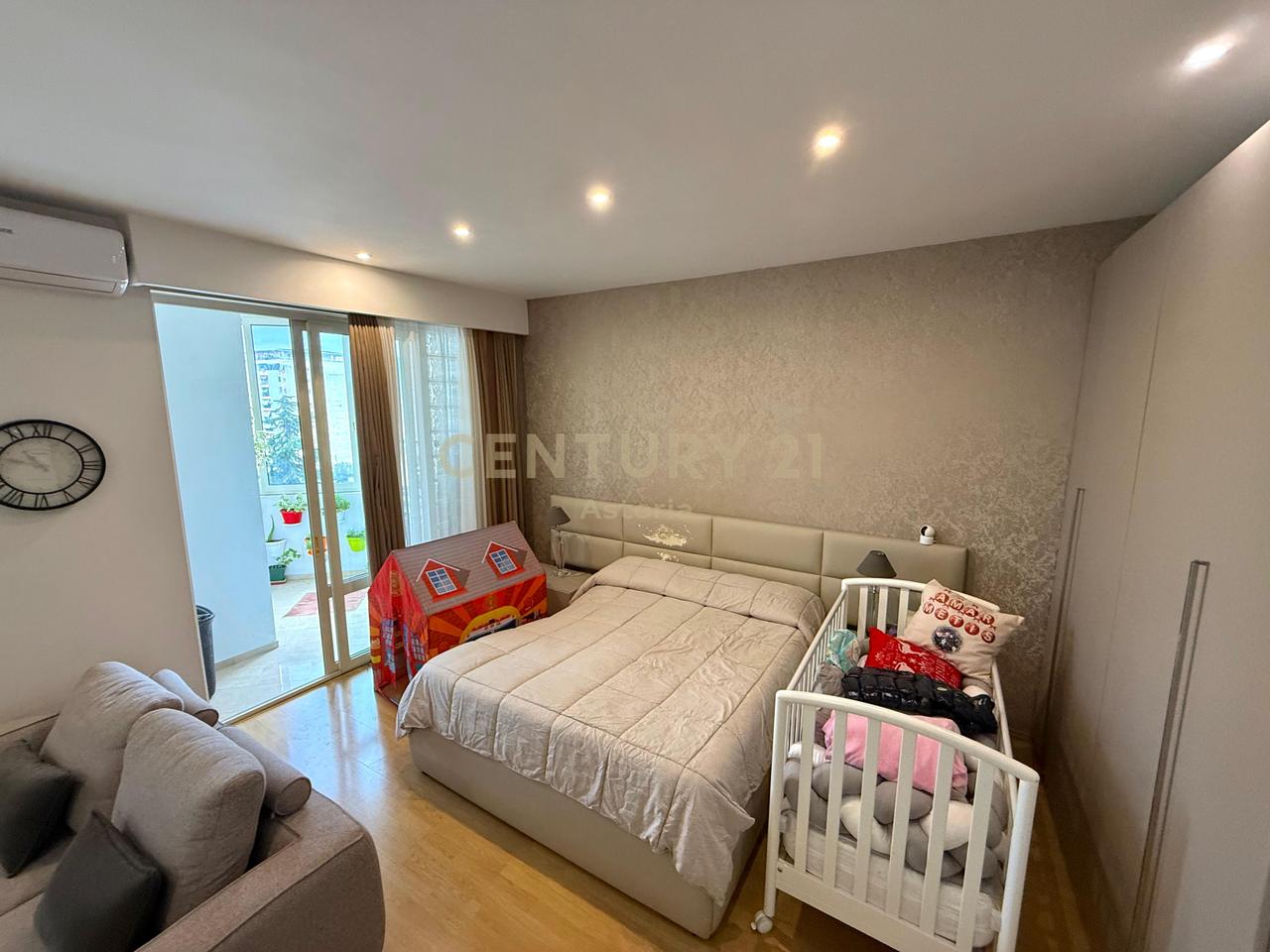 APARTMENT FOR SALE ON FORTUZI STREET 2+1+2 (FORMERLY 3+1+2)