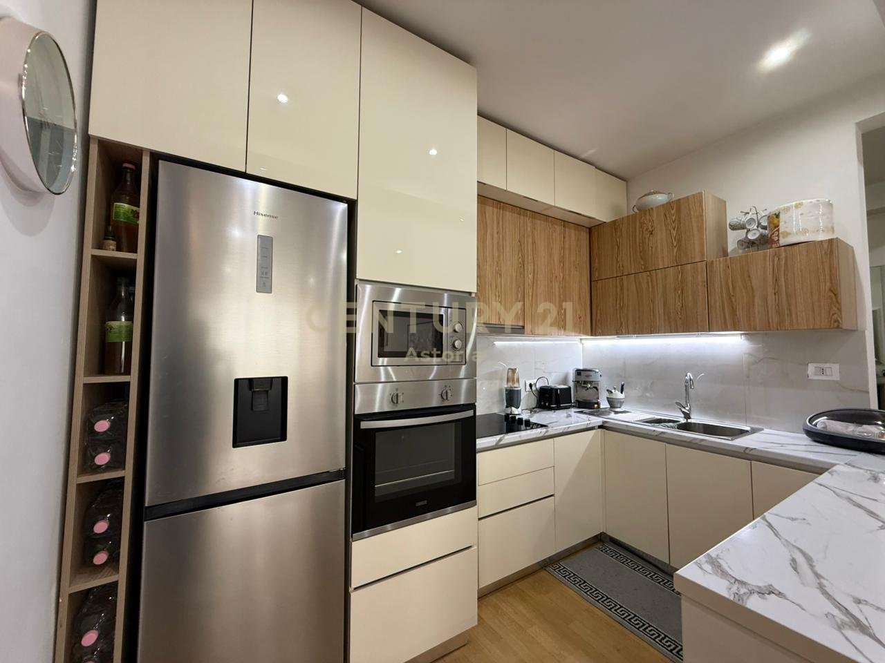 APARTMENT FOR SALE ON FORTUZI STREET 2+1+2 (FORMERLY 3+1+2)